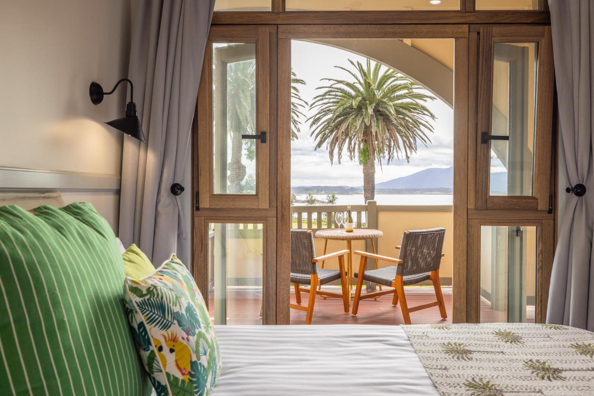 Bermagui Beach Hotel Habitación foto